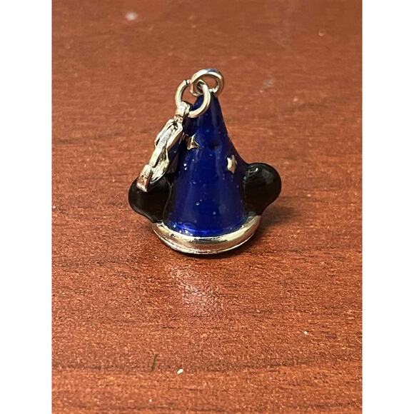 Disney Park Charm Disney iconic magical hat, Mickey Mouse,exclusive limited - Picture 2 of 2
